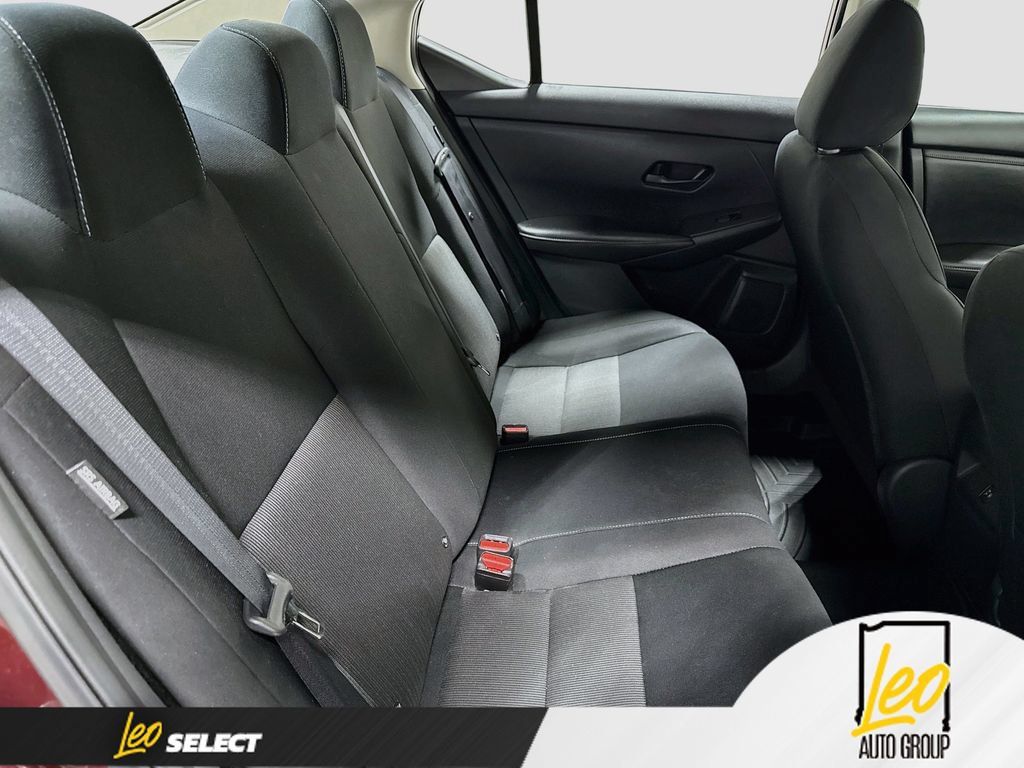 Used 2024 Nissan Sentra SV FWD image 27