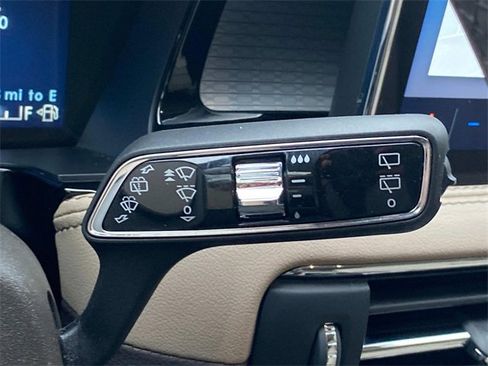 Used 2023 Lincoln Corsair FWD image 23