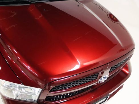 Used 2018 RAM 1500 Express image 24