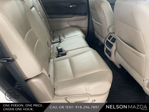 Used 2017 Honda Pilot Touring image 47