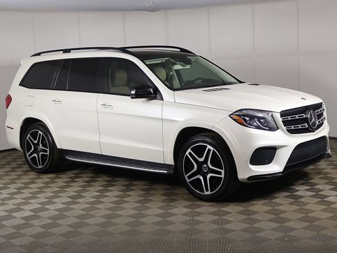 Used 2018 Mercedes-Benz GLS 550 4MATIC image 52