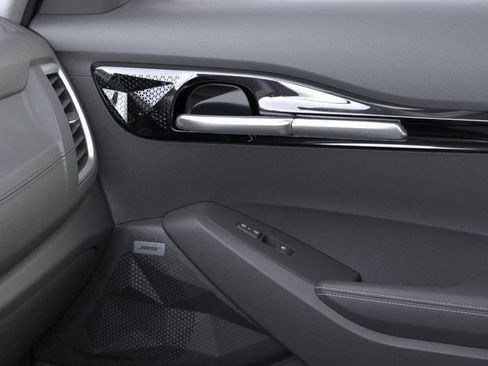 New 2026 Kia Seltos SX AWD/4WD image 25