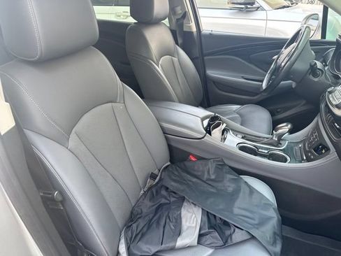 Used 2019 Buick Envision Essence FWD image 5