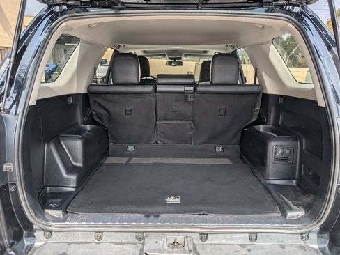 Used 2018 Toyota 4Runner TRD Off-Road Premium image 9