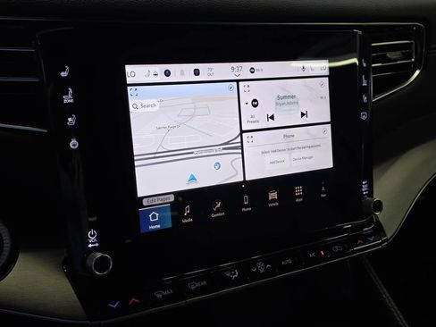 New 2025 Jeep Wagoneer L Series III w/ Premium Group I image 33