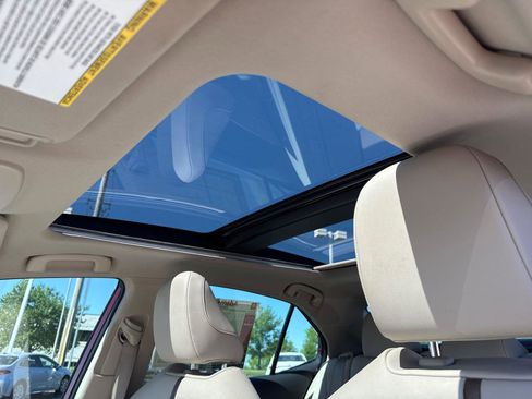 Used 2020 Toyota Camry XLE w/ Navigation Package AWD/4WD image 24