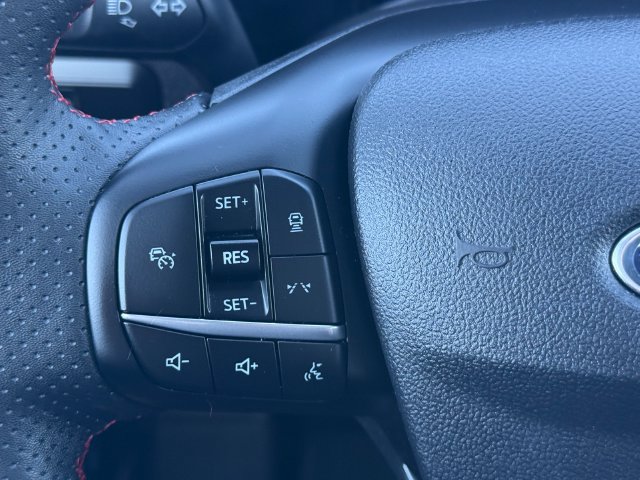 Used 2024 Ford Escape ST-Line w/ Tech Pack #1 AWD/4WD image 21