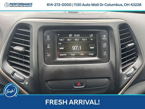 Used 2015 Jeep Cherokee Latitude image 18