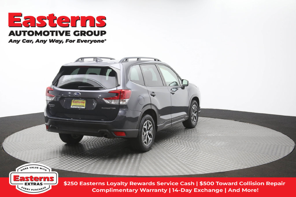 Used 2022 Subaru Forester Premium AWD/4WD image 44