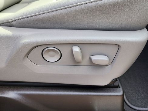 New 2026 GMC Sierra 1500 SLT w/ SLT Premium Plus Package AWD/4WD image 40