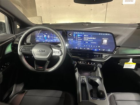 New 2026 Chevrolet Equinox EV RS image 21