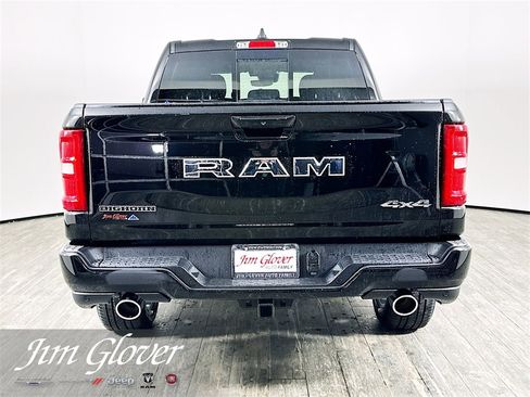 New 2026 RAM 1500 4x4 Crew Cab image 5