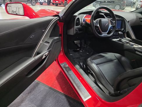 Used 2016 Chevrolet Corvette Stingray Coupe image 16