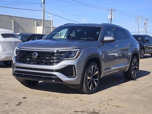 New 2026 Volkswagen Atlas Cross Sport SEL Premium R-Line image 2