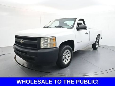 Used 2011 Chevrolet Silverado 1500 W/T RWD image 3