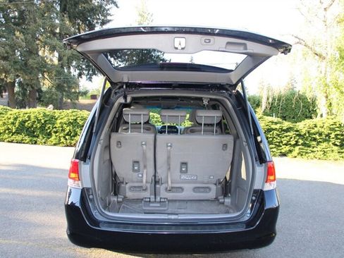 Used 2010 Honda Odyssey EX-L image 18