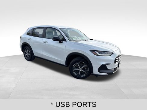 Used 2025 Honda HR-V Sport image 7