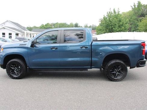 Used 2024 Chevrolet Silverado 1500 LT Trail Boss w/ LT Trail Boss Premium Package AWD/4WD image 4