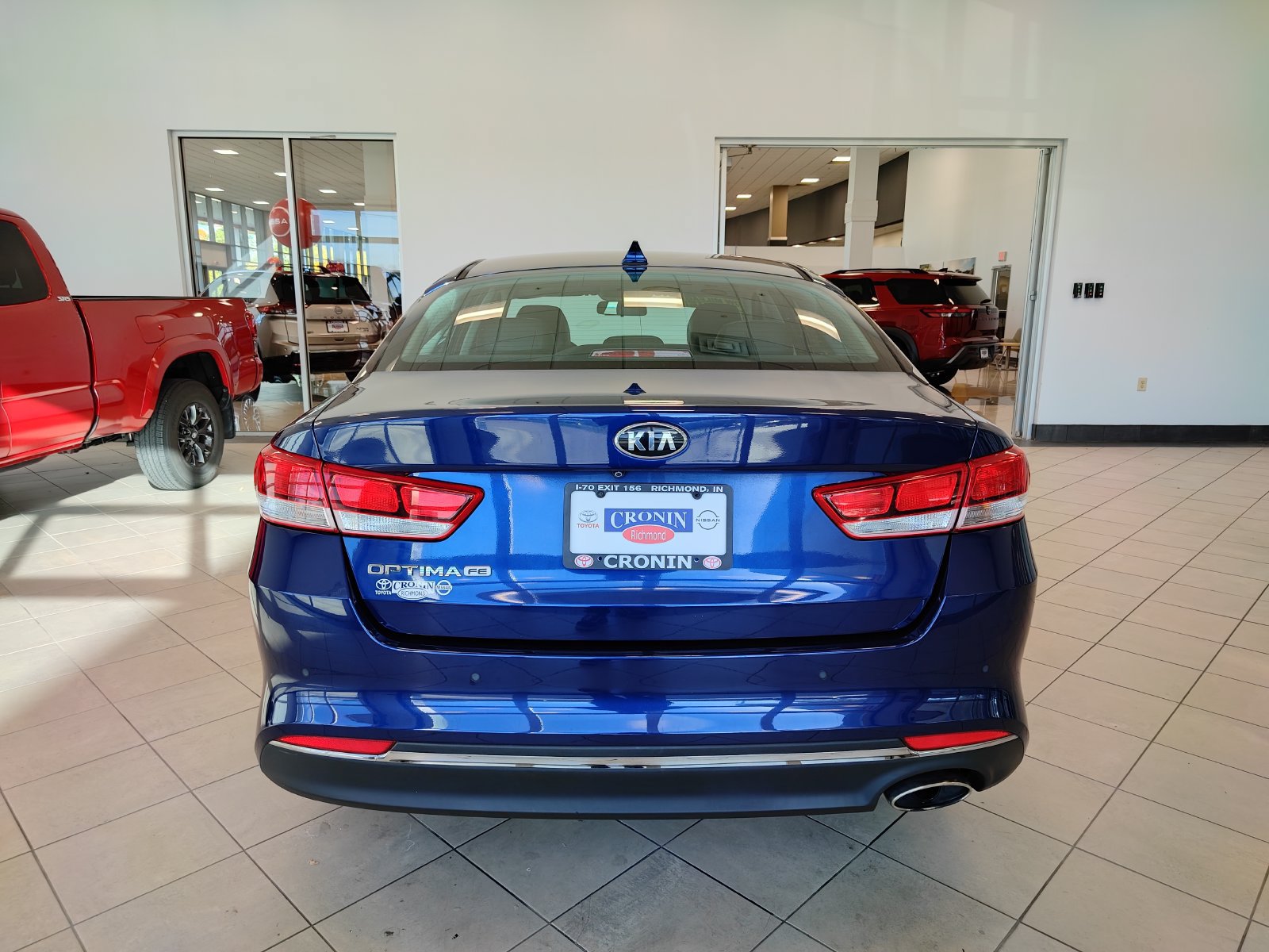 Used 2017 Kia Optima LX w/ Convenience Package FWD image 4