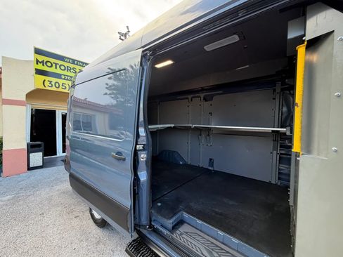 Used 2020 Ford Transit 250 148 High Roof Extended RWD image 8