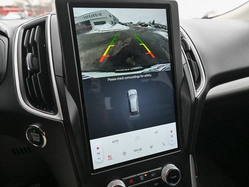 Certified 2024 Ford Edge SEL w/ Convenience Package image 39