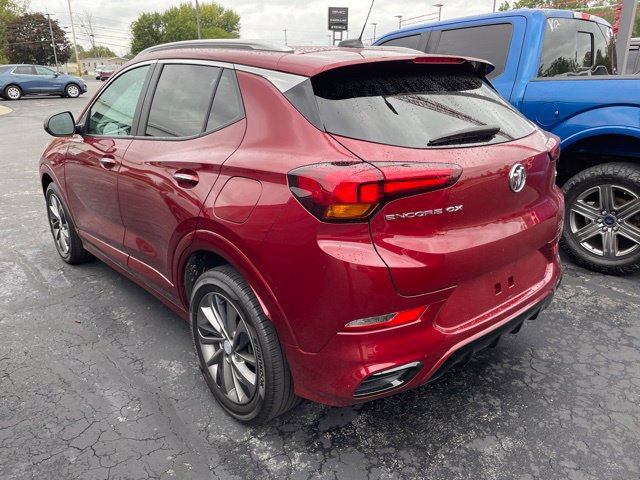 Used 2023 Buick Encore GX Select w/ Sport Touring Package FWD image 2