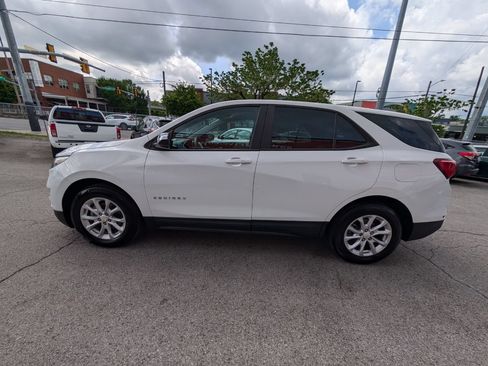 Used 2020 Chevrolet Equinox LS FWD image 9