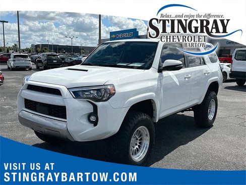 Used 2022 Toyota 4Runner TRD Off-Road Premium image 1