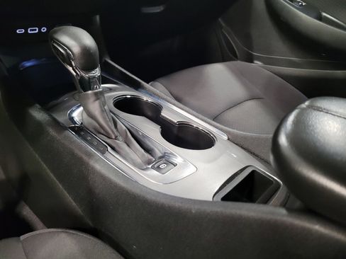 Used 2023 Chevrolet Malibu LT FWD image 26