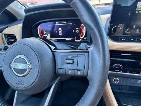 Certified 2023 Nissan Rogue Platinum w/ Platinum Premium Package image 16