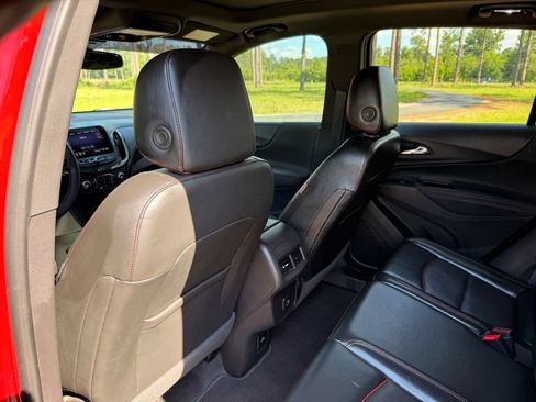 Used 2023 Chevrolet Equinox RS w/ RS Leather Package FWD image 26