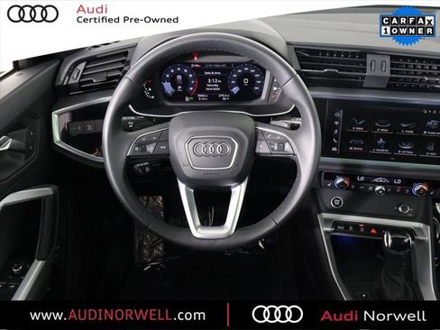 Certified 2025 Audi Q3 2.0T Premium Plus w/ Premium Plus Package image 31