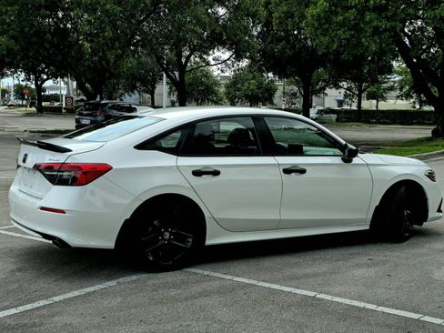 Used 2022 Honda Civic Sport image 7