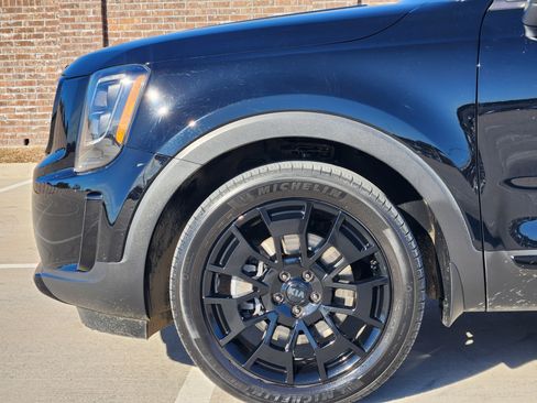 Used 2021 Kia Telluride EX w/ EX Premium Package image 10