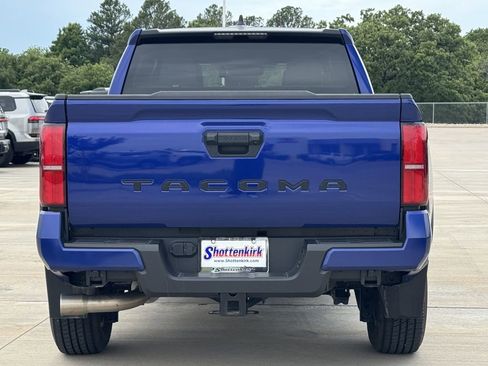 Used 2024 Toyota Tacoma 2WD Double Cab image 5