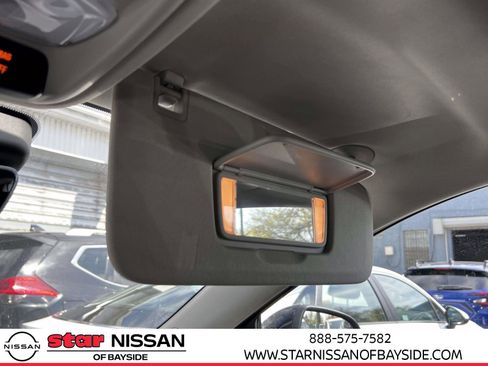 Used 2023 Buick Encore GX Essence w/ Advanced Technology Package AWD/4WD image 28