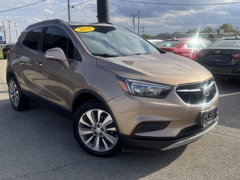 Used 2019 Buick Encore Preferred FWD image 2