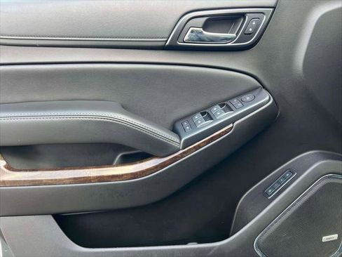 Used 2020 Chevrolet Tahoe LT image 15