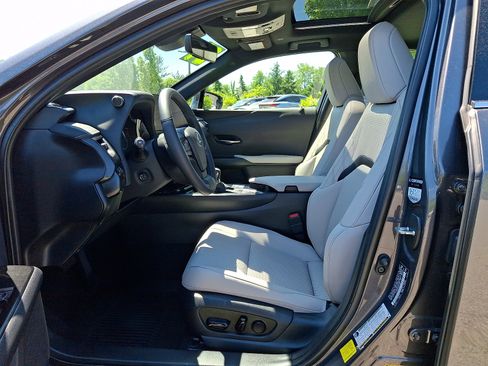 Certified 2024 Lexus UX 250h AWD w/ Premium Package image 15