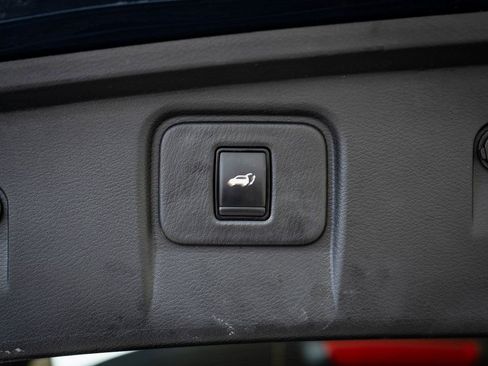 Used 2024 Nissan Murano SL image 21