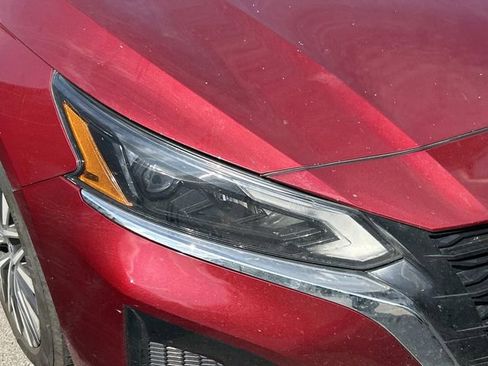 Used 2023 Nissan Altima 2.5 SV w/ SV Premium Package FWD image 8