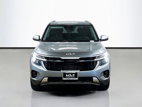 Certified 2025 Kia Seltos S FWD image 2