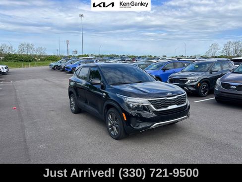 Certified 2021 Kia Seltos LX AWD/4WD image 3