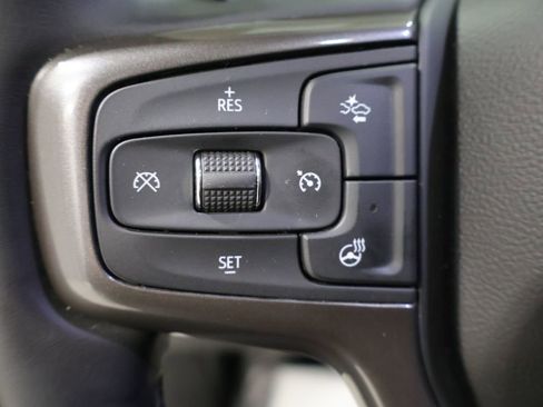 Used 2024 Chevrolet Silverado 1500 ZR2 w/ Technology Package image 35