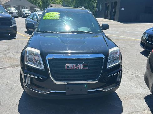 Used 2017 GMC Terrain SLE w/ Driver Alert Package I AWD/4WD image 2