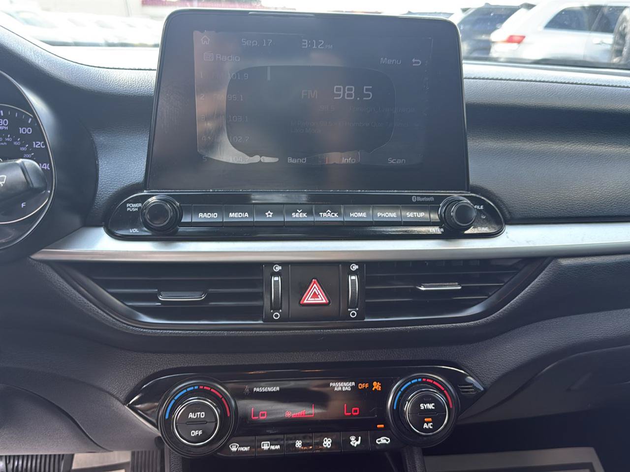 Used 2019 Kia Forte LXS FWD image 19