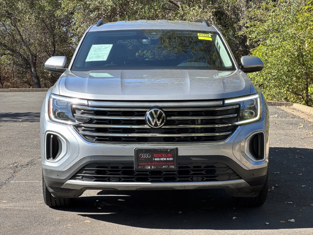 Used 2024 Volkswagen Atlas SE AWD/4WD image 10