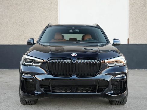 Used 2021 BMW X5 sDrive40i w/ M Sport Package image 2