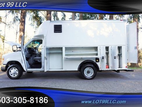Used 2016 Ford E-350 and Econoline 350 Super Duty RWD image 24