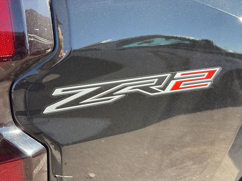 Used 2025 Chevrolet Colorado ZR2 w/ Technology Package image 5